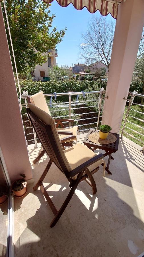 Apartments Lola โรวีน ภายนอก รูปภาพ